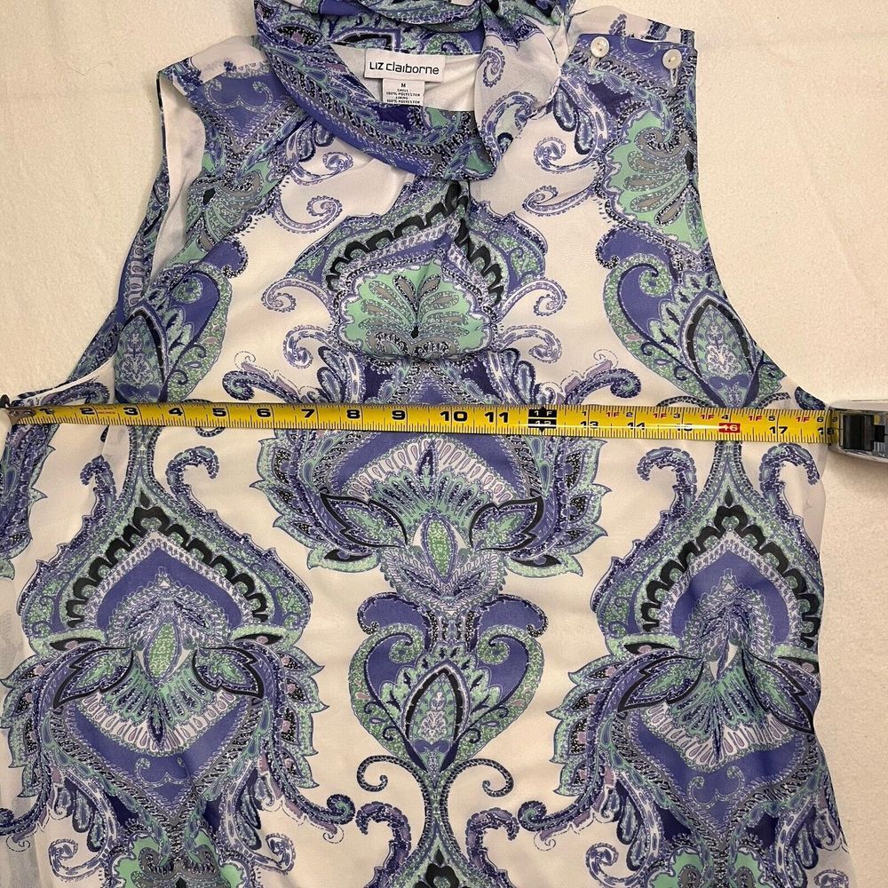 Liz Claiborne Blue Paisley Sleeveless Blouse High Neck Tie - Size Medium - Picture 9 of 9